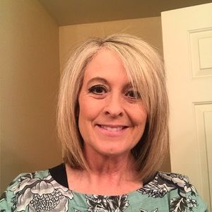 Meet your Posher, Marianne